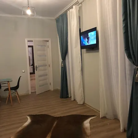 Piata Sfatului Апартаменти Брашов